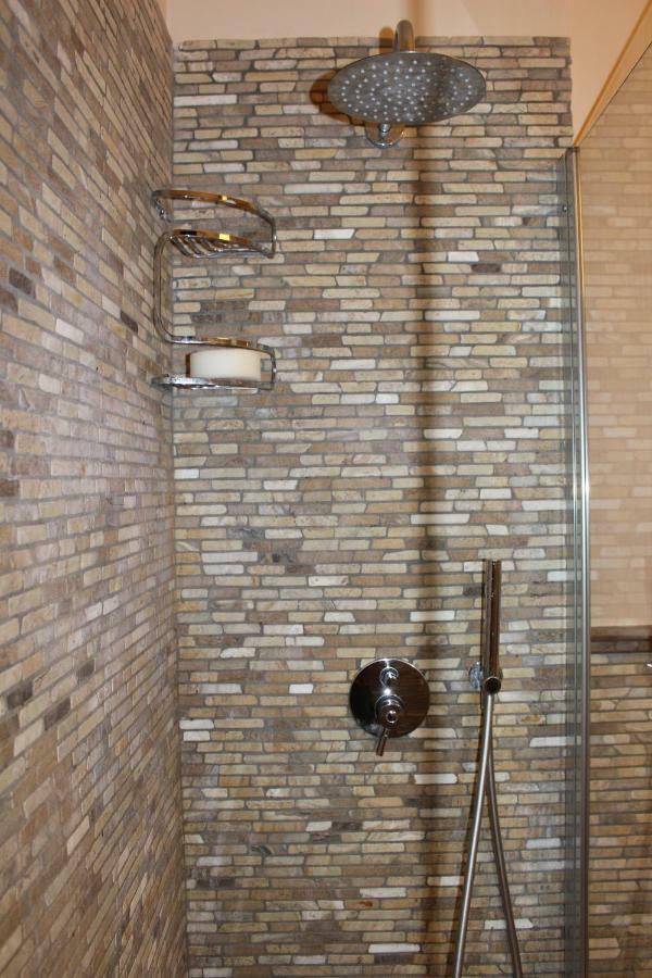 Apartment Long In Central Rom